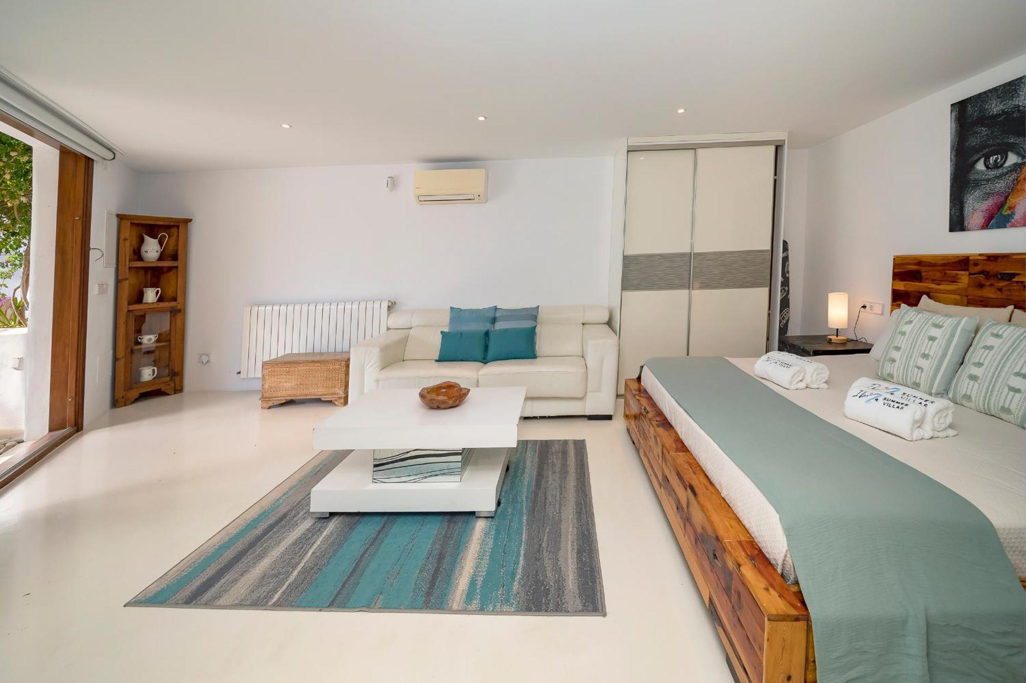 Villa Near Ibiza Town Sleeps 11 To 13 Guests Can Furnet Extérieur photo