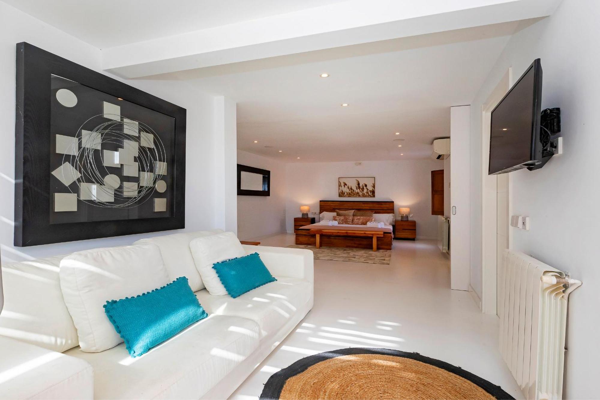 Villa Near Ibiza Town Sleeps 11 To 13 Guests Can Furnet Extérieur photo