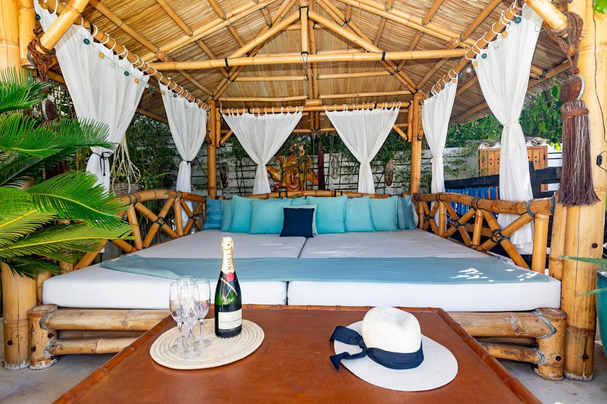 Villa Near Ibiza Town Sleeps 11 To 13 Guests Can Furnet Extérieur photo